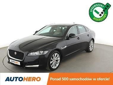 Czarny Używany 2016 Jaguar XF Sedan/Limuzyna | 55 900 zł (Super Cena) - Obraz 1/3