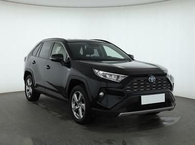 Używany Toyota RAV4 218 KM (160 kW) 2021 Czarny SUV
