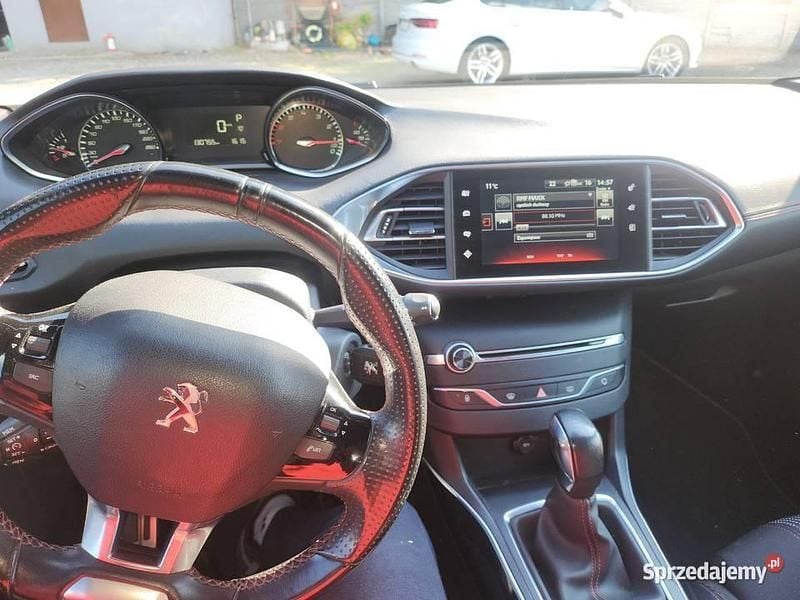 Czarny Używany 2015 Peugeot 308 GT-line Sedan/Limuzyna | 35 000 zł (Dość drogi) - Obraz 1/4