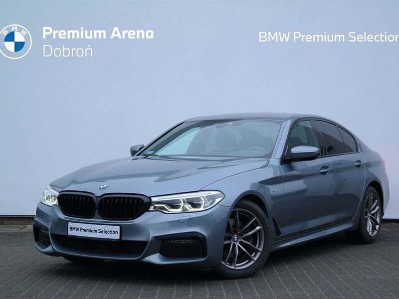 Bluestone metallic metalizowany Używany 2019 BMW 520 Shadowline Sedan/Limuzyna | 134 900 zł (Dość drogi) - Obraz 1/3
