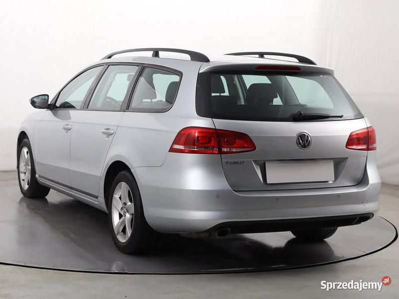 Używany VW Passat 122 KM (89 kW) 2014 Srebrny Kombi