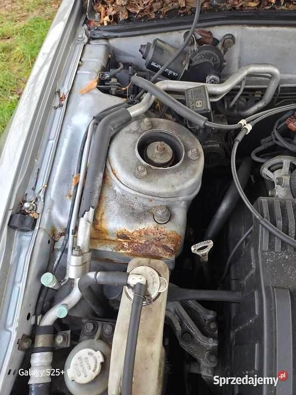 Używany Mitsubishi Galant 1999 Srebrny Kombi