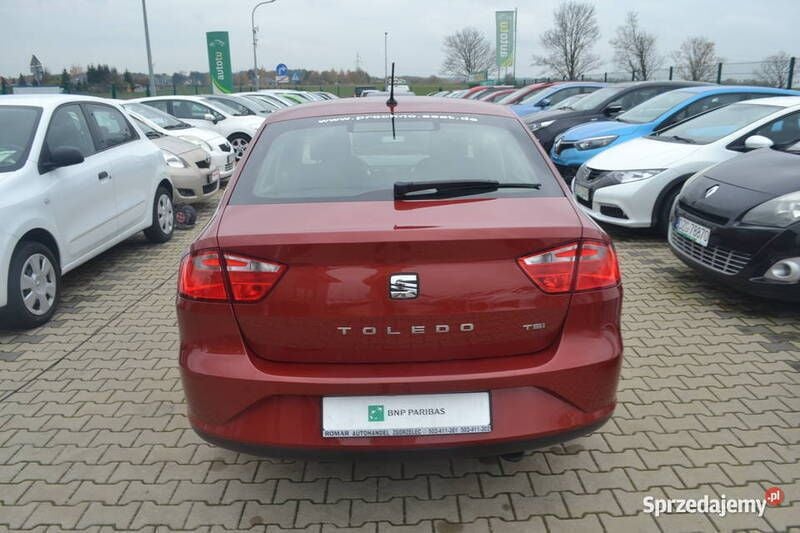 Używany Seat Toledo 2017 Bordowy Sedan/Limuzyna