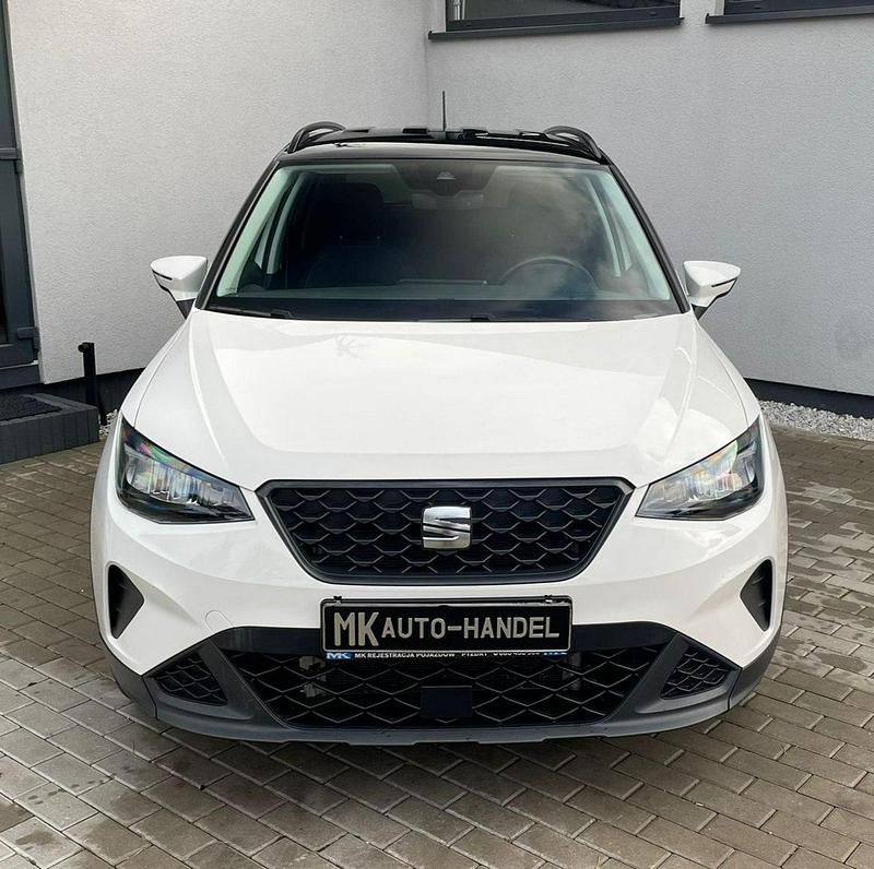 Używany Seat Arona 95 KM (69 kW) 2023 Biały SUV