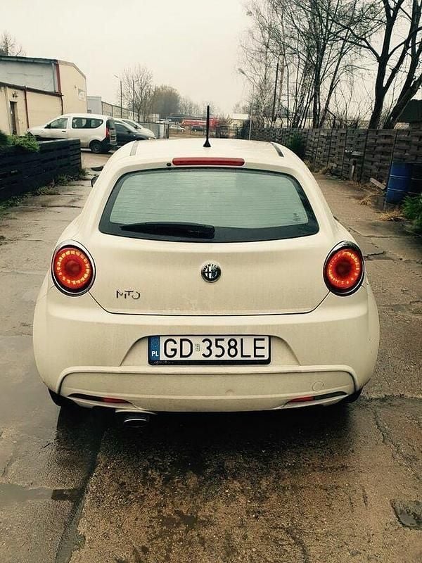 Biały Używany 2013 Alfa Romeo MiTo Hatchback | 20 500 zł (Uczciwa cena) - Obraz 1/3