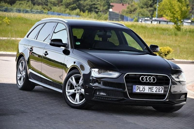 Czarny (metalik, perła) Używany 2013 Audi A4 Kombi | 47 900 zł (Uczciwa cena) - Obraz 1/4