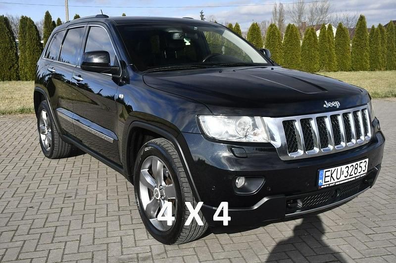 Używany Jeep Grand Cherokee Overland 241 KM (177 kW) 2011 Czarny (metalik) SUV