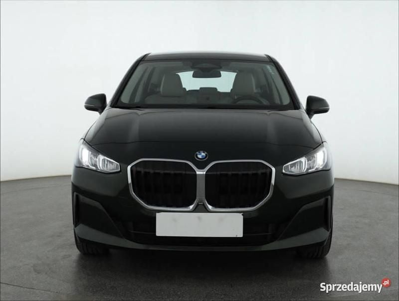 Zielony Używany 2023 BMW 218 Active Tourer Minivan | 119 999 zł - Obraz 1/4