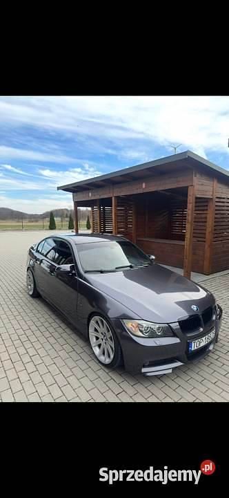 Używany BMW 330 2006