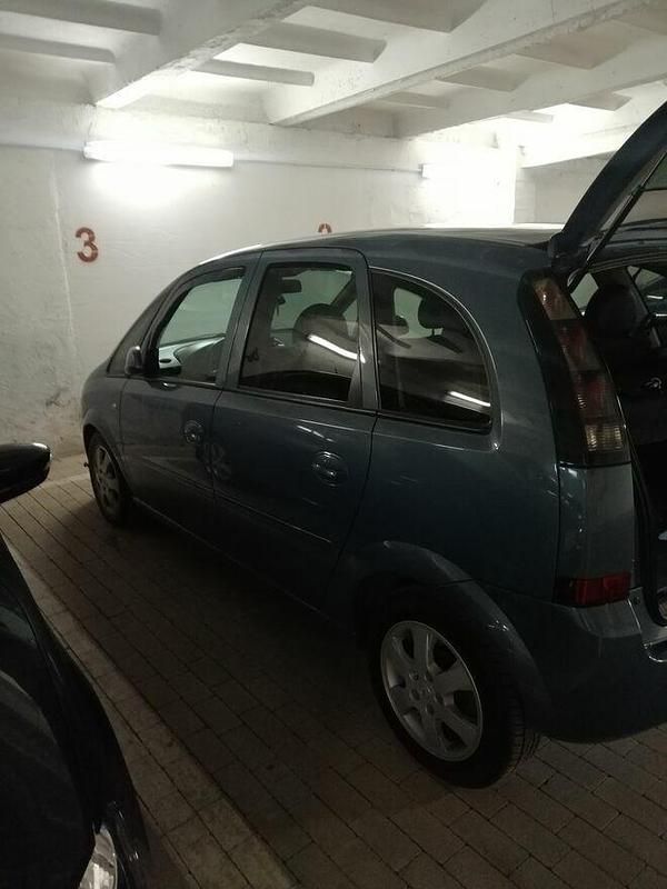 Używany Opel Meriva 101 KM (74 kW) 2007 Niebieski Minivan