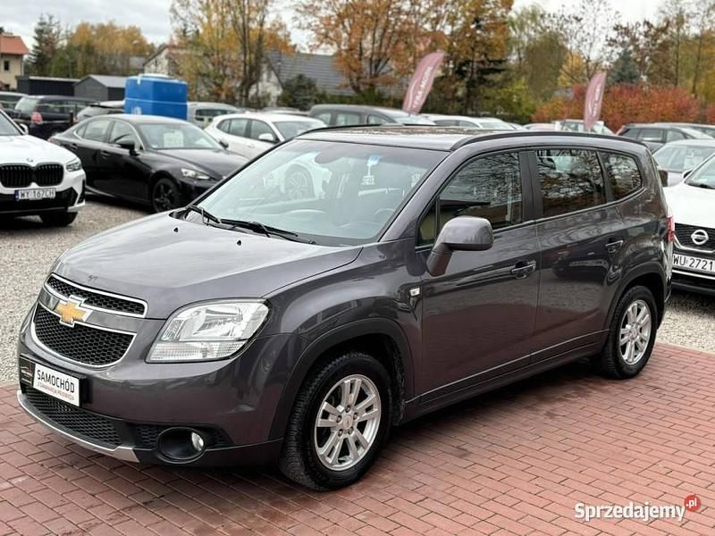Szary Używany 2011 Chevrolet Orlando Sedan/Limuzyna | 26 800 zł (Uczciwa cena) - Obraz 1/4