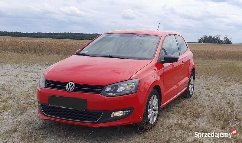 Czerwony Używany 2012 VW Polo Style Hatchback | 23 500 zł (Uczciwa cena) - Obraz 1/4