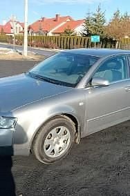 Używany Audi A4 130 KM (95 kW) 2003 Srebrny Sedan/Limuzyna