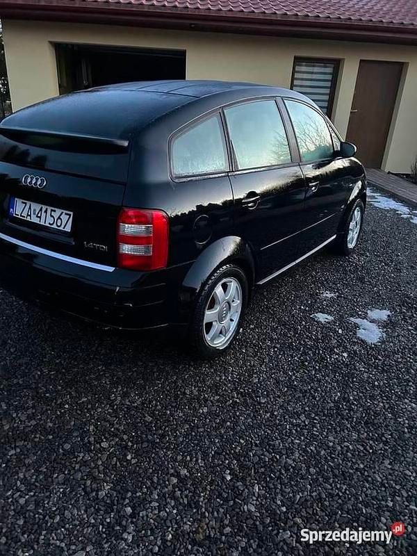 Używany Audi A2 2000 Czarny Hatchback