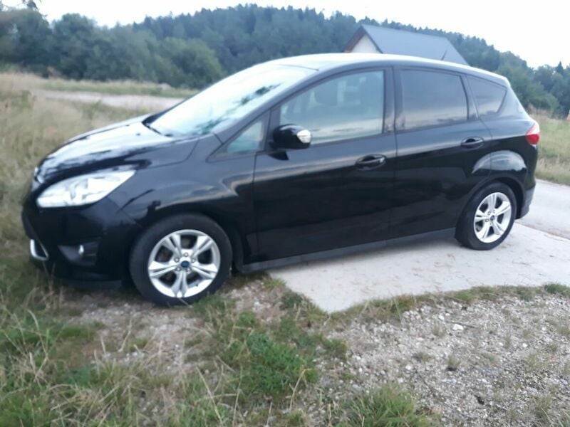 Używany Ford C-MAX 2013 Czarny Minivan
