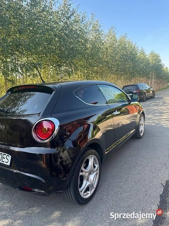 Czarny Używany 2012 Alfa Romeo MiTo Hatchback | 15 800 zł (Dobra cena) - Obraz 1/4