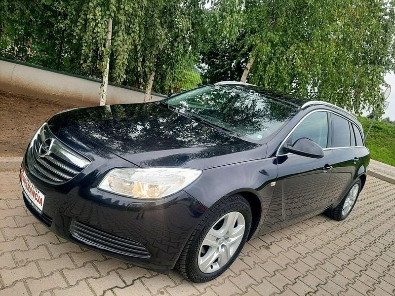 Czarny Używany 2012 Opel Insignia Sedan/Limuzyna | 24 990 zł (Uczciwa cena) - Obraz 1/4