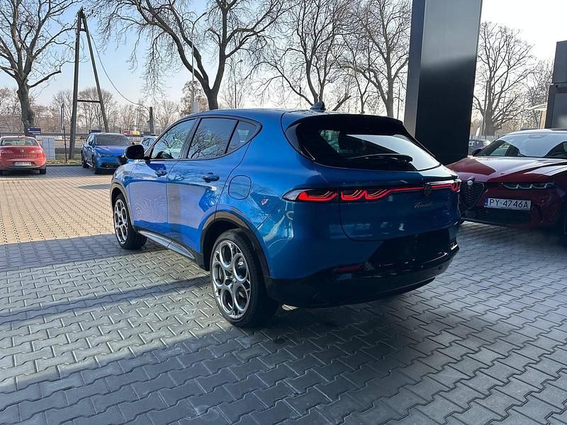 Używany Alfa Romeo Tonale Sprint 280 KM (205 kW) 2024 Lakier metalizowany niebieski  misano blue SUV