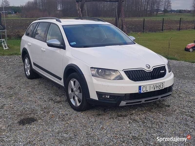 Używany Skoda Octavia Scout 2015 Kombi
