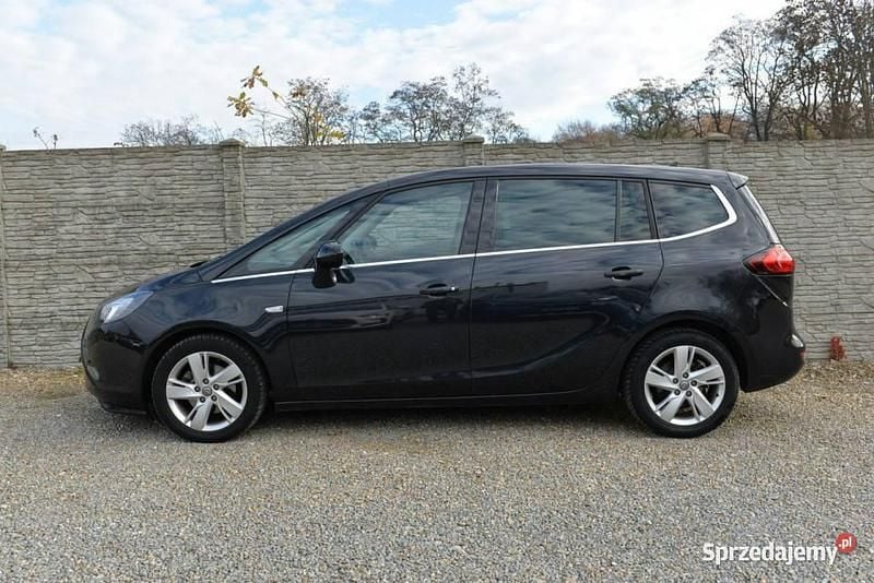 Czarny Używany 2015 Opel Zafira Sedan/Limuzyna | 37 800 zł (Uczciwa cena) - Obraz 1/4