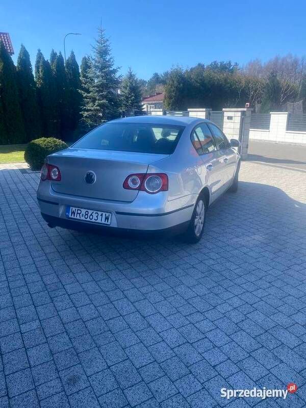 Używany VW Passat 2007 Srebrny Sedan/Limuzyna