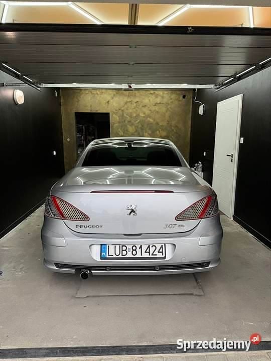 Używany Peugeot 307 CC 2005 Srebrny Kabriolet