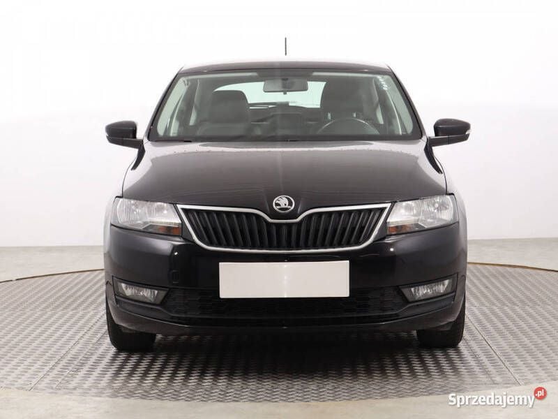 Czarny Używany 2018 Skoda Rapid Hatchback | 33 999 zł (Uczciwa cena) - Obraz 1/4