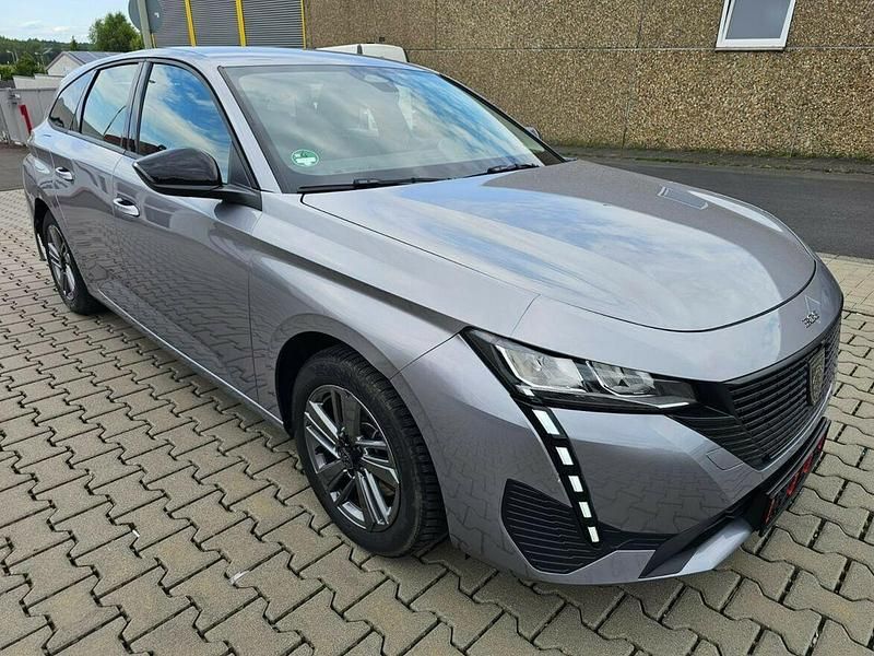 Szary Używany 2024 Peugeot 308 Kombi | 59 900 zł - Obraz 1/4