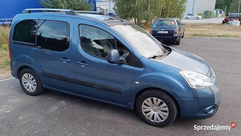 Używany 2010 Citroën Berlingo Minivan | 18 900 zł (Dość drogi) - Obraz 1/4