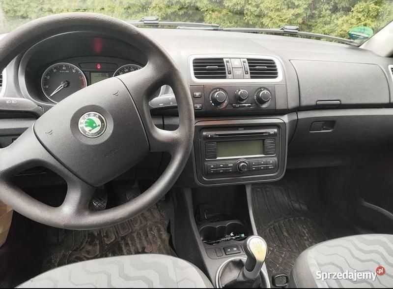 Używany Skoda Roomster 2008 Czarny Minivan