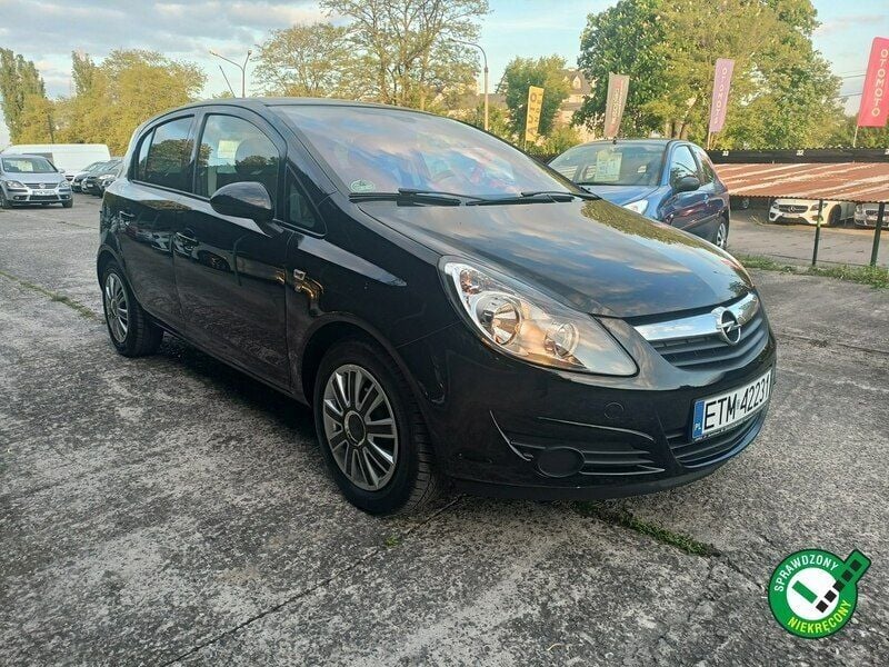 Czarny Używany 2010 Opel Corsa Hatchback | 15 900 zł (Uczciwa cena) - Obraz 1/4