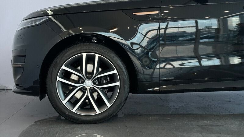 Używany Land Rover Range Rover Sport 2023 Santorini black SUV