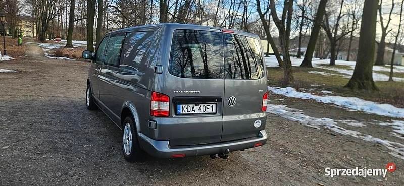 Używany VW T5 2011 Van