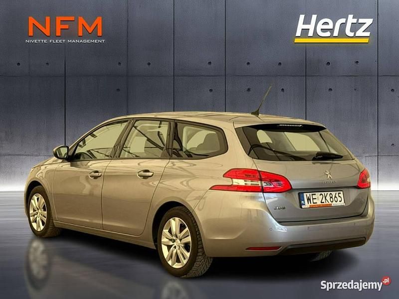 Używany Peugeot 308 SW Active 130 KM (95 kW) 2020 Szary (metalik) Kombi