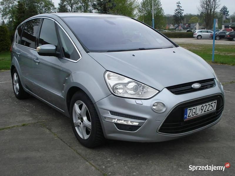 Używany Ford S-MAX Titanium 200 KM (147 kW) 2011 Szary Minivan