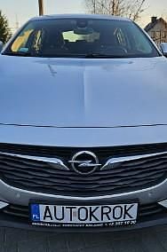 Używany Opel Insignia Country Tourer 141 KM (103 kW) 2018 Srebrny Kombi
