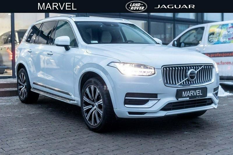 Używany Volvo XC90 Inscription 235 KM (172 kW) 2021 Biały SUV