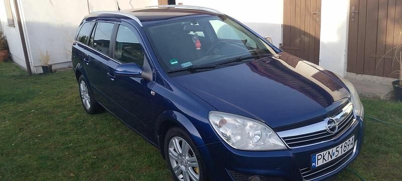 Używany Opel Astra 2008 Niebieski Kombi
