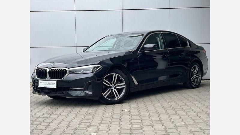 Używany BMW 518 150 KM (110 kW) 2022 Czarny szafir metalizowany Sedan/Limuzyna