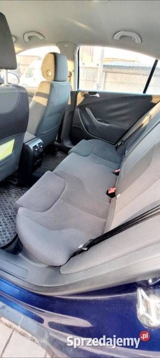 Używany VW Passat 2007 Granatowy Sedan/Limuzyna