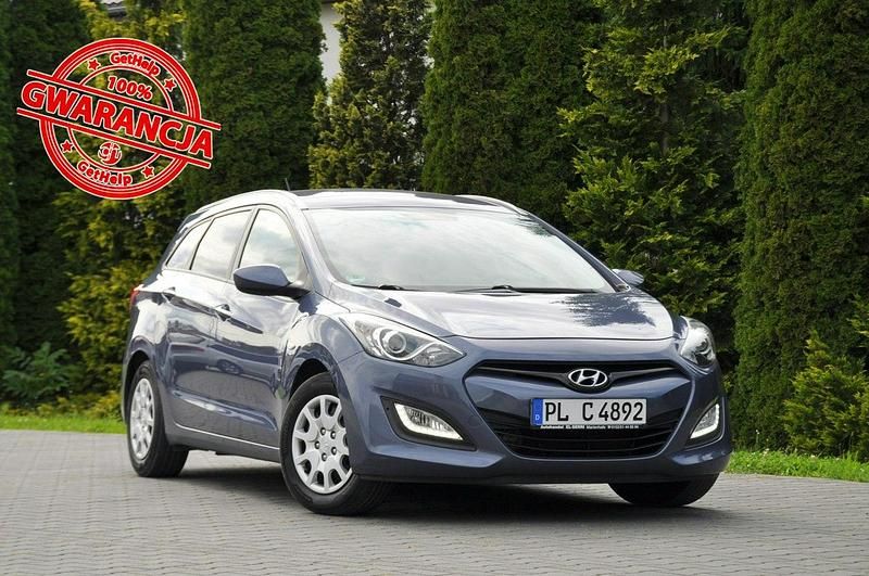 Niebieski Używany 2013 Hyundai i30 Kombi | 27 900 zł (Uczciwa cena) - Obraz 1/4