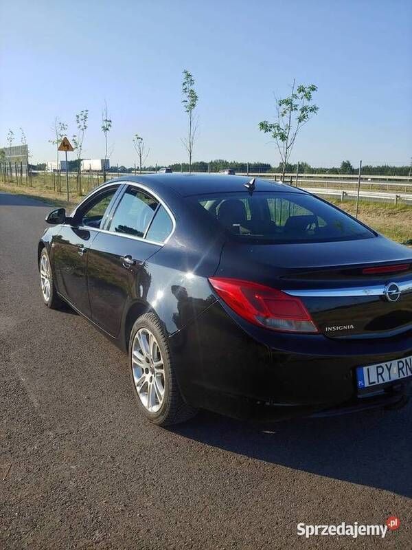 Czarny Używany 2008 Opel Insignia | 19 000 zł (Uczciwa cena) - Obraz 1/3