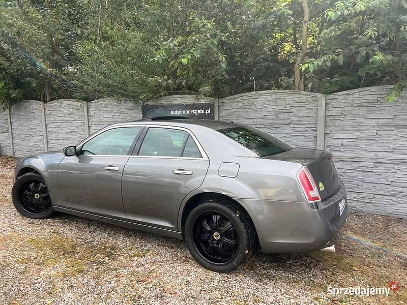 Używany Chrysler 300C 2012 Szary Sedan/Limuzyna