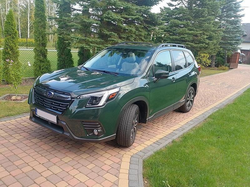 Używany Subaru Forester 2023 Zielony SUV