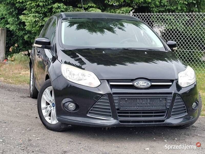 Czarny Używany 2011 Ford Focus Hatchback | 17 900 zł (Uczciwa cena) - Obraz 1/4