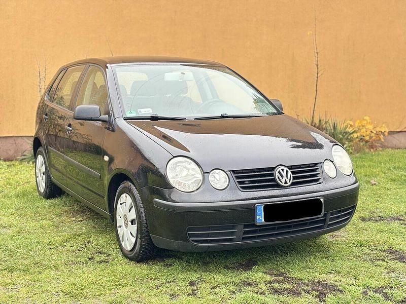 Czarny Używany 2002 VW Polo Hatchback | 4950 zł (Uczciwa cena) - Obraz 1/4