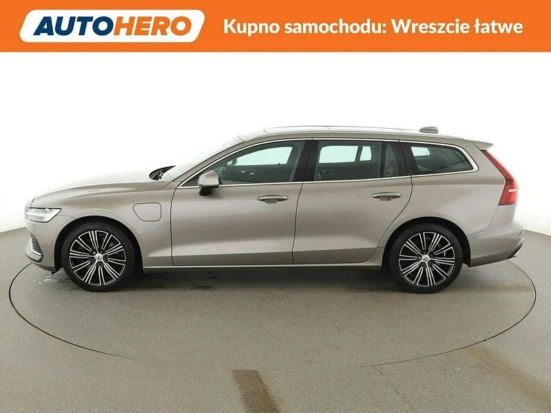 Używany Volvo V60 Inscription 341 KM (250 kW) 2020 Szary Kombi