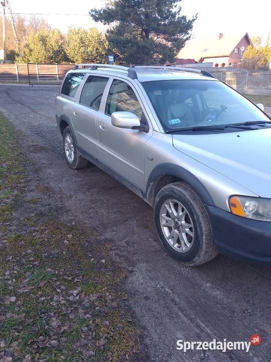 Używany 2004 Volvo XC70 SUV | 17 000 zł - Obraz 1/4