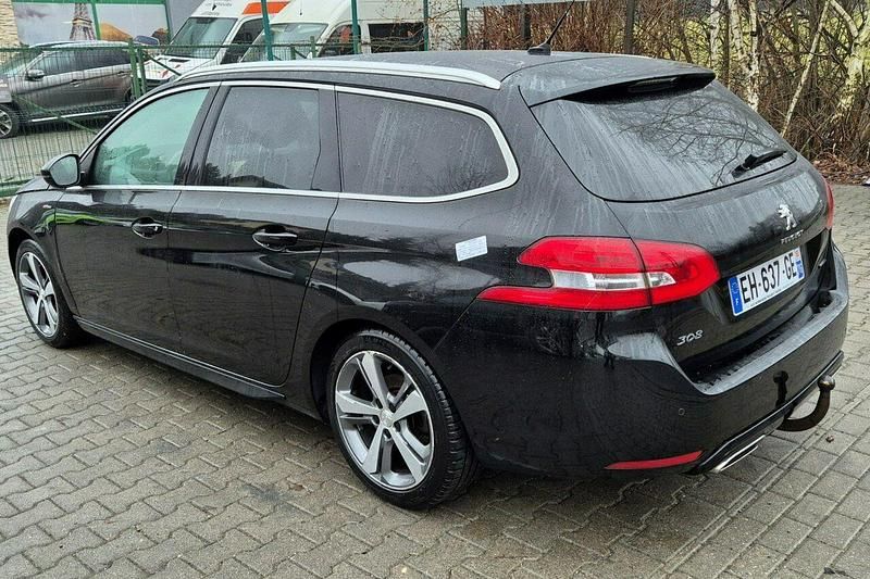 Używany Peugeot 308 GT-line 130 KM (95 kW) 2016 Czarny Hatchback