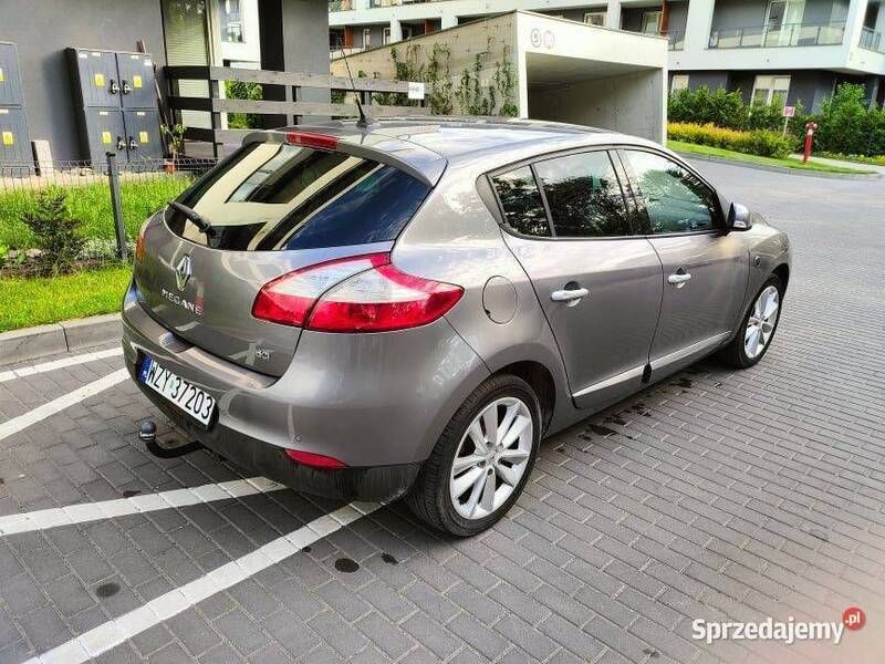 Szary Używany 2011 Renault Mégane III Hatchback | 26 800 zł (Dość drogi) - Obraz 1/4